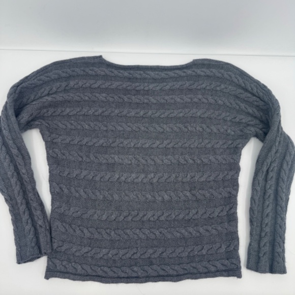 Tahari Sweater Women Small Gray Cable Knit Long Sleeve Wool Blend Preppy Office - Picture 2 of 6